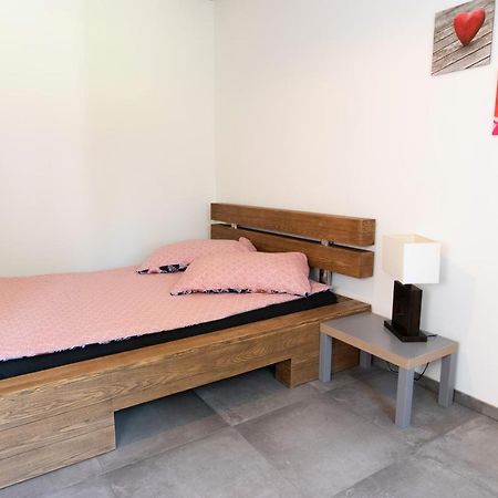 L'Appartement Reconvilier Eksteriør bilde